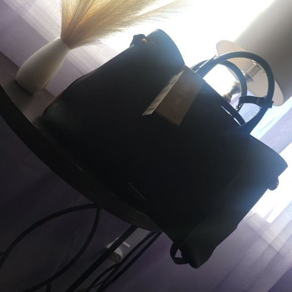 Burberry authentic bag - Picture 6 of 12